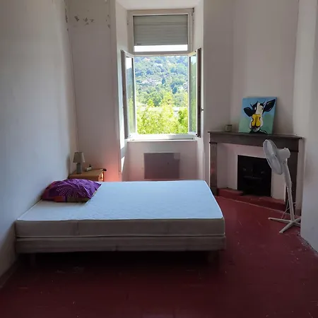 En Famille Ou Entre Amis A *